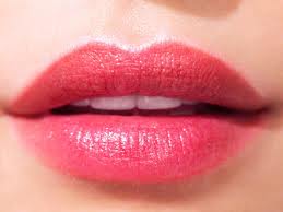 วิธีดูแลริมฝีปากให้สวยแดงเป็นระเรื่อ แลดูสุขภาพดี