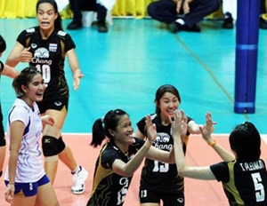 ชมย้อนหลัง วอลเล่ย์บอลสาวไทยชนะญี่ปุ่น 3-0 เซต คว้าแชมป์เอเชีย 2013 เมื่อวันที่ 21 ก.ย.56