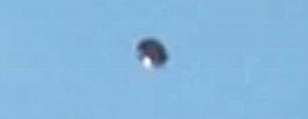 ****นักวิทย์จีนอ้างถ่ายวิดิโอสุริยุปราคา แต่ติดภาพ UFO มาด้วย****