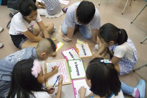 กิจกรรมในค่ายภาษาอังกฤษ Young Learners English Cam