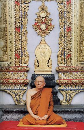 สมเด็จพระสังฆราช ประทานพระพรปีใหม่ 2553 แด่พุทธศาสนิกชนชาวไทย